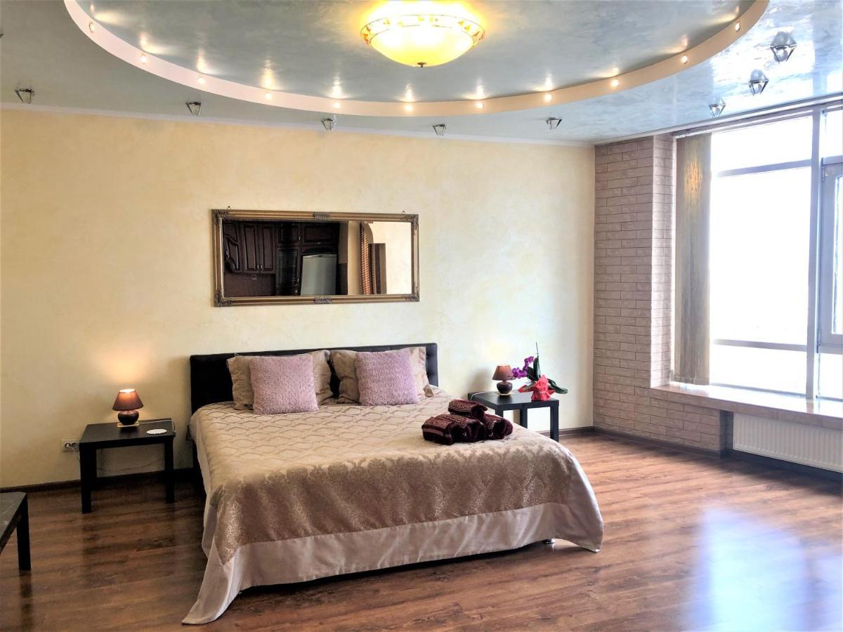 Vip Апартаменти З Видом На Озеро Kiev Exterior foto